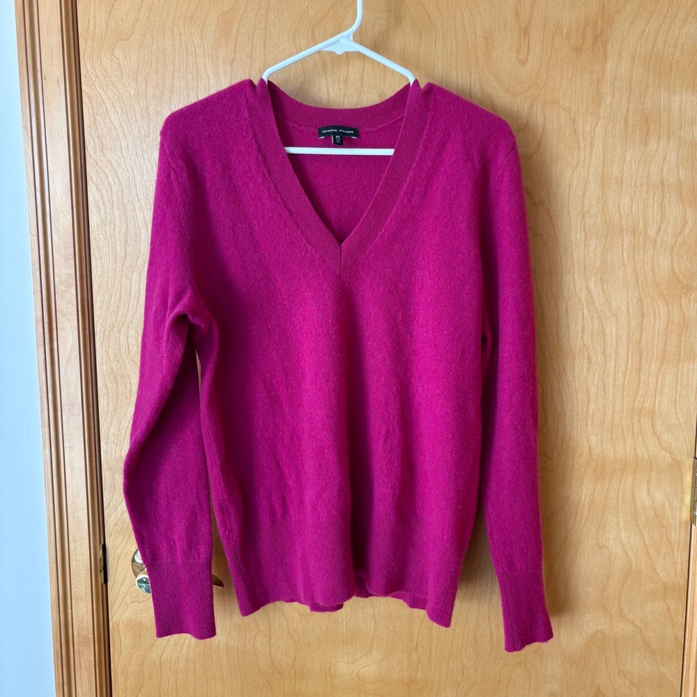 Universal Standard Sweater Women XS (XL) Pink Cashmere V-Neck Long Sleeve